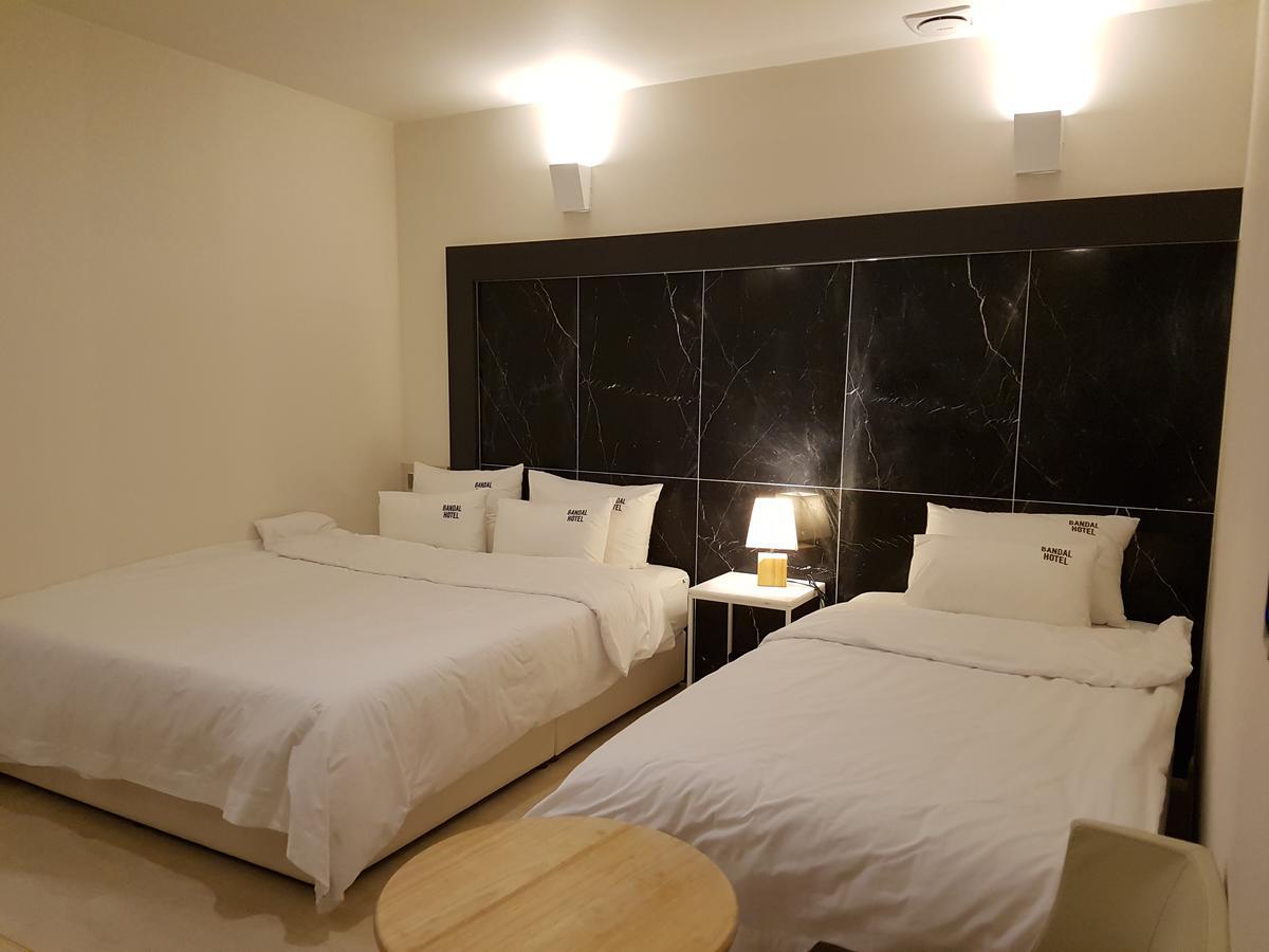 Bandal Hotel Пусан Екстериор снимка